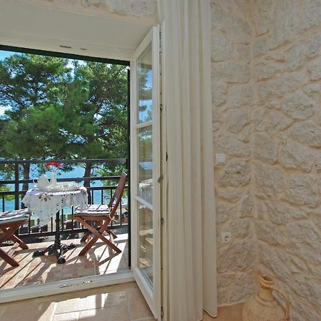 Steinhaus Dalmatien Apartment โปดาซา ภายนอก รูปภาพ