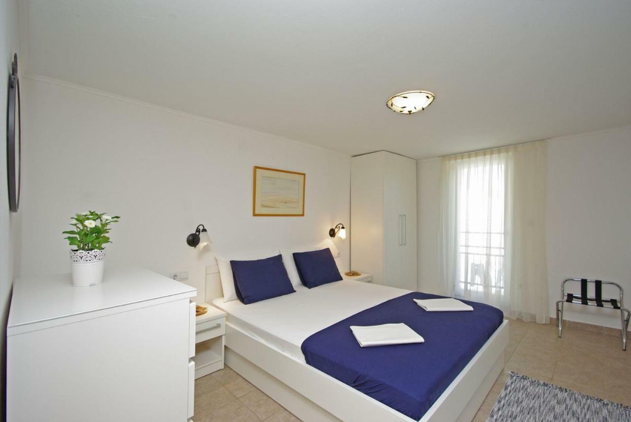 Steinhaus Dalmatien Apartment โปดาซา ภายนอก รูปภาพ