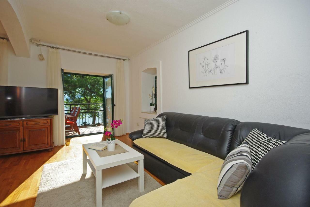 Steinhaus Dalmatien Apartment โปดาซา ภายนอก รูปภาพ