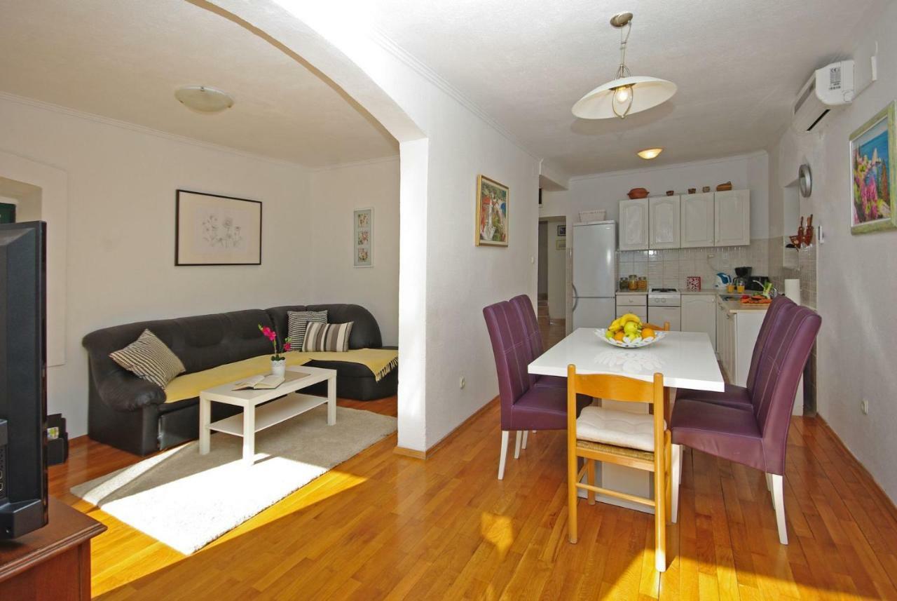 Steinhaus Dalmatien Apartment โปดาซา ภายนอก รูปภาพ